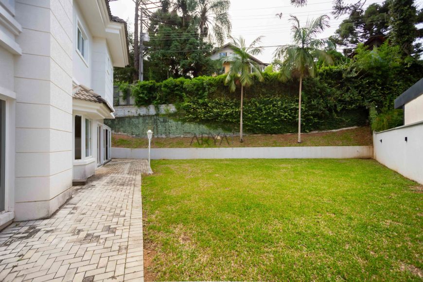 Casa à venda em condomínio no Campo Comprido ARYA1