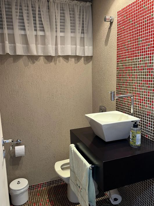 Apartamento 4 dormitórios, Face Norte/Oeste, Cabral, Curitiba-PR.