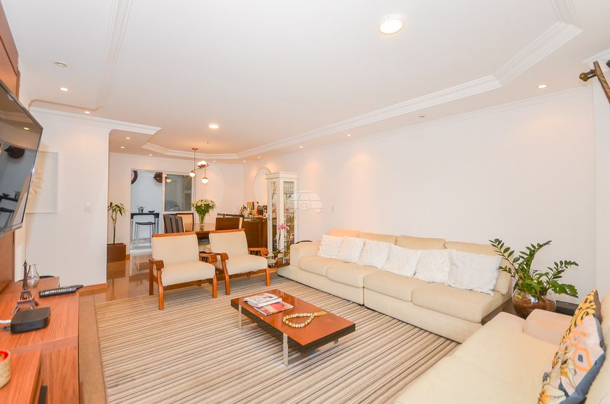 Sobrado Residencial para Venda no Bacacheri em Curitiba, 183 m²