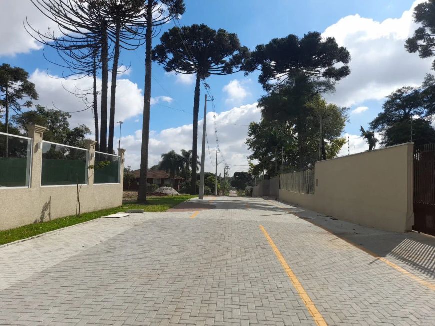 Imóvel para venda possui 160 metros quadrados em Umbará - Curitiba - PR