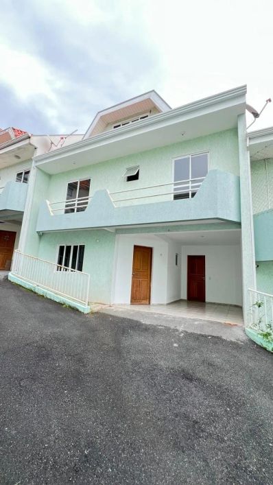 Sobrado à venda, Xaxim, Curitiba, PR