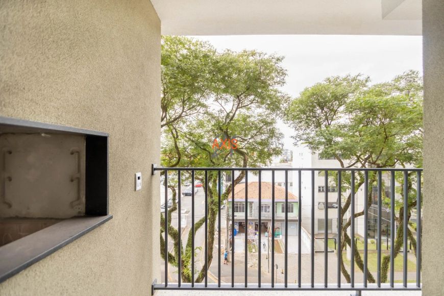 apartamento ensolarado com churrasqueira na sacada em otima localizaçao