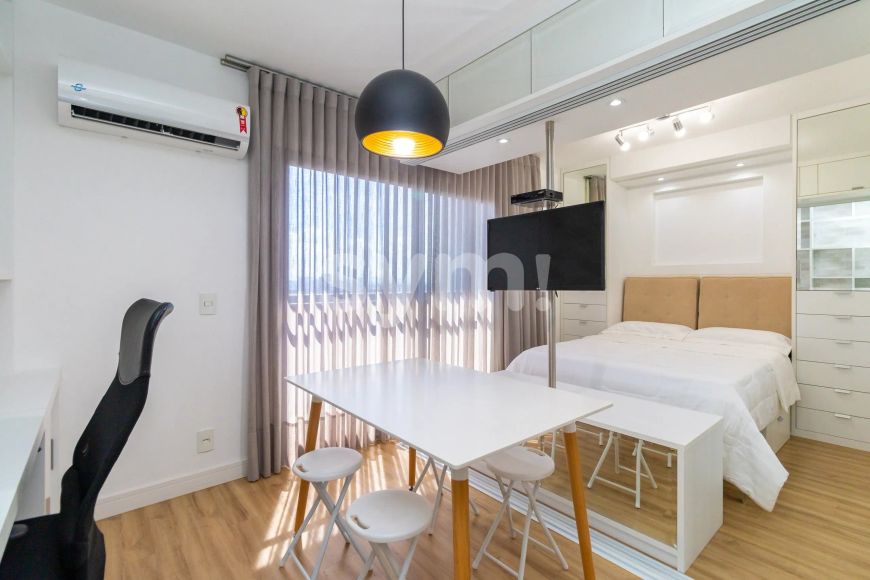 Apartamento mobiliado no The Five Home
