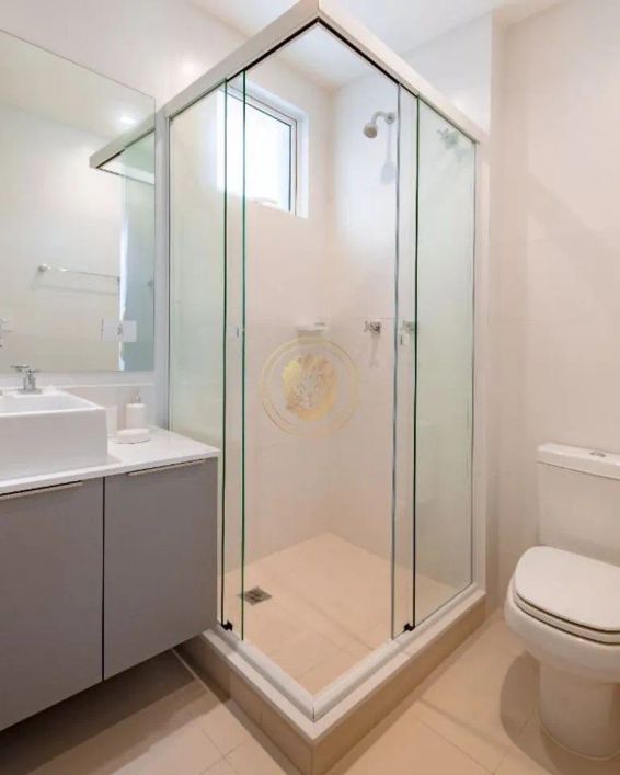 Apartamento moderno com 3 quartos no Batel