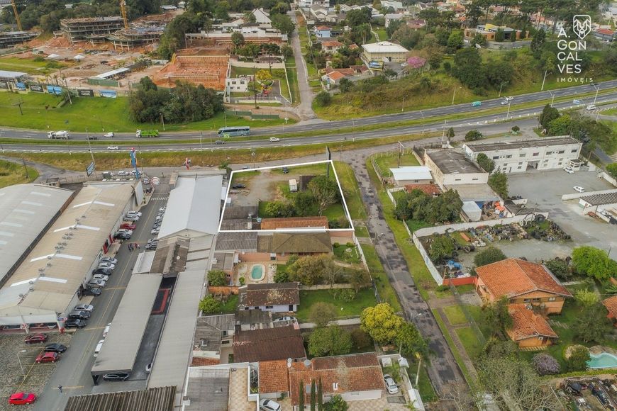 Terreno, 1.800.00 m², Perto ao Parque Barigui, Mossunguê, Curitiba.