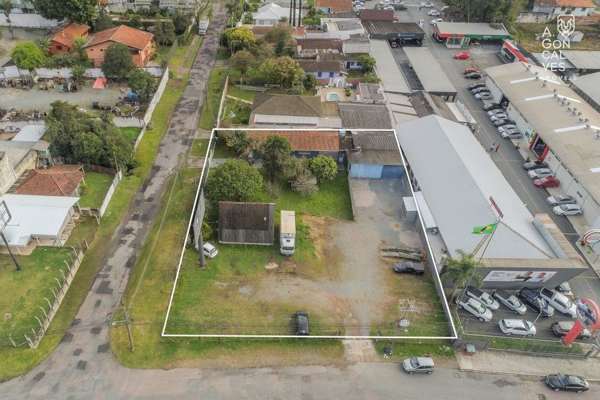 Terreno, 1.800.00 m², Perto ao Parque Barigui, Mossunguê, Curitiba.