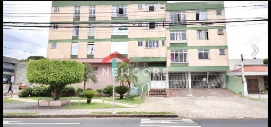 Apartamento em Avenida Nossa Senhora da Luz - Bacacheri - Curitiba/PR