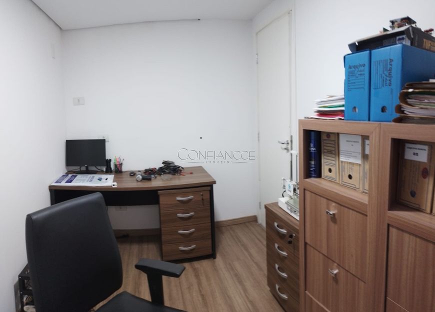 Sala comercial para venda no Centro de Curitiba/PR | Confiancce Imóveis