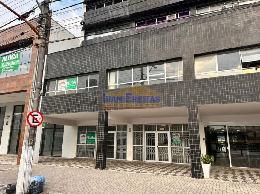 Loja em Localização Estratégica no Portão/Água Verde