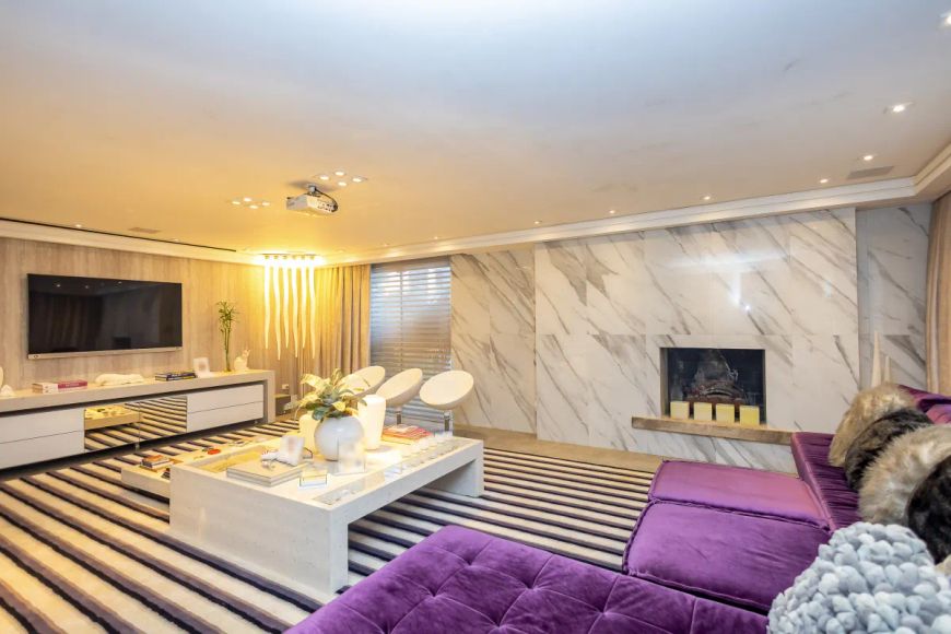 Casa com 3 quartos sendo 1 suíte no Batel