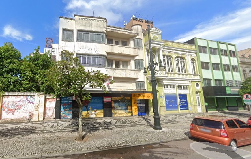 Prédio de 3 andares no Centro, com 1340 m²