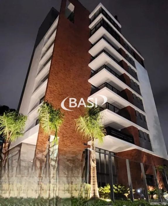 Apartamento 4 suítes e 3 vagas, ótima localização