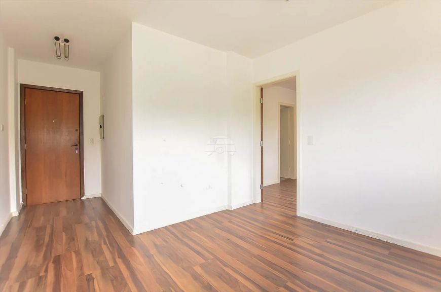 Imóvel para venda tem 32 metros quadrados com 1 quarto em Juvevê - Curitiba - PR