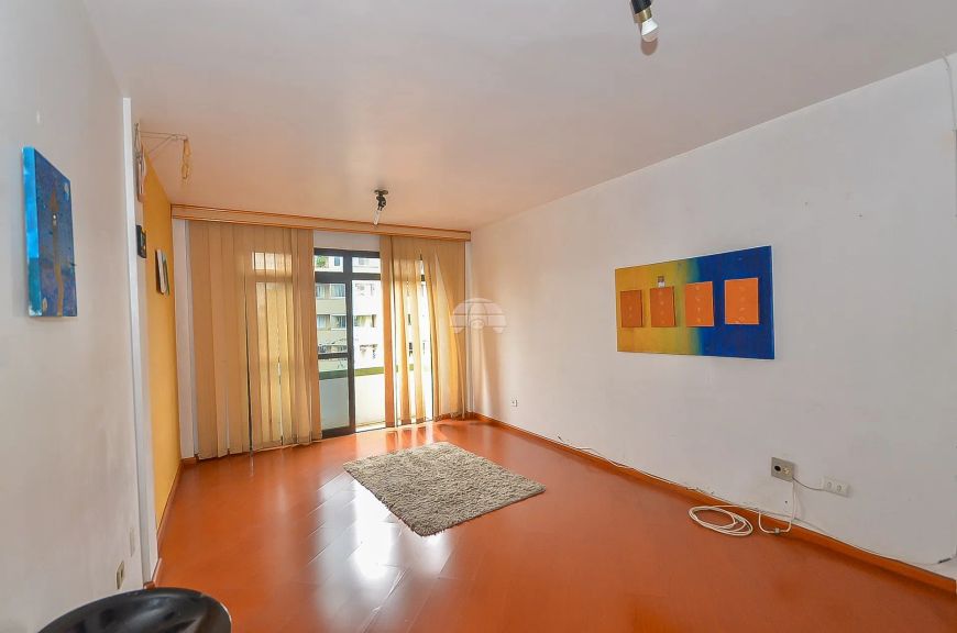 Apartamento com 3 quartos em Vila Izabel - Curitiba - PR