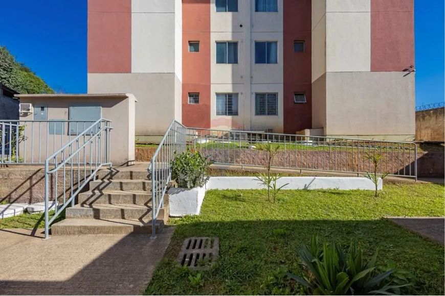 Apartamento à venda Bairro Santa Cândida 2 quartos