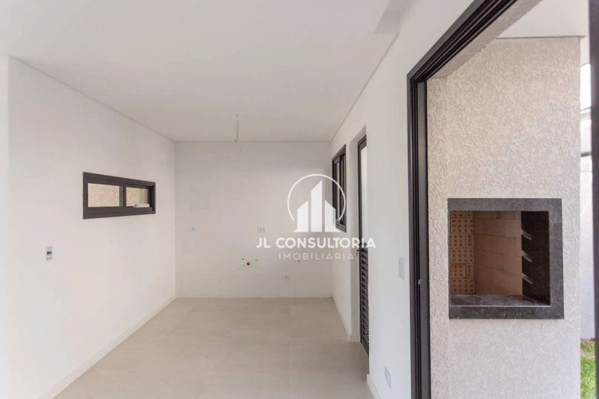 Sobrado com 3 dormitórios à venda, 103 m² por R$ 680.000 - Atuba - Curitiba/PR