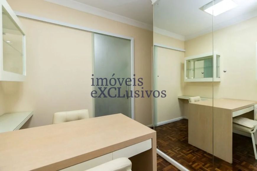 Conjunto para alugar ou comprar no Centro Cívico - Curitiba/PR