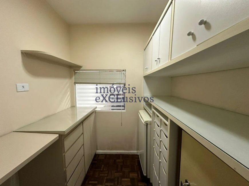 Conjunto para alugar ou comprar no Centro Cívico - Curitiba/PR