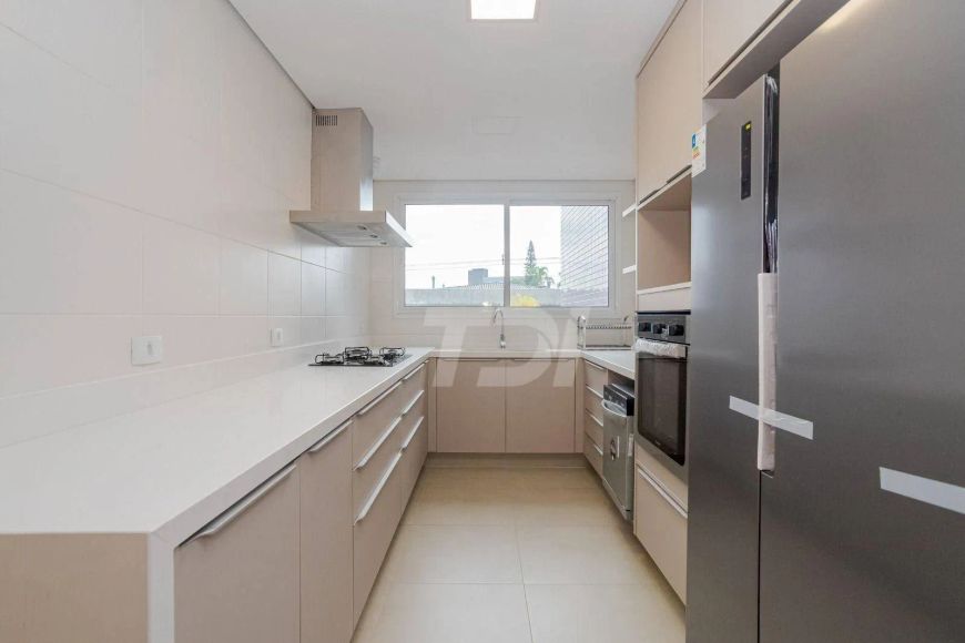 Apartamento com 3 dormitórios à venda, 131 m² por R$ 1.656.481,00 - Batel - Curitiba/PR