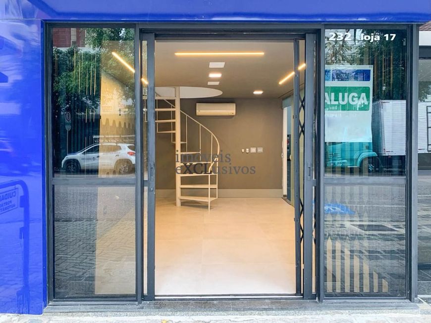 ÓTIMA LOJA COM MEZANINO PARA COMPRAR OU ALUGAR NO CENTRO!