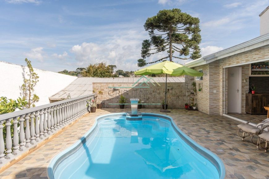 Casa térrea com piscina!