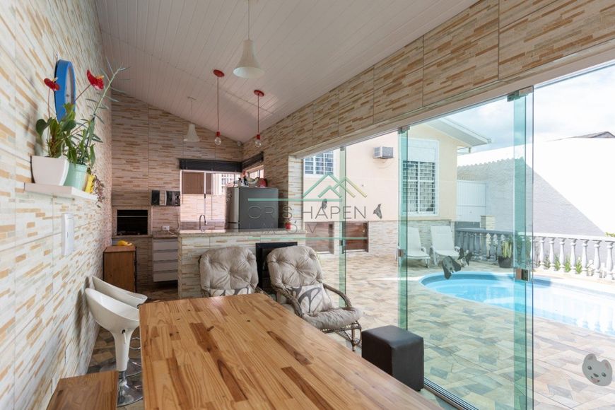 Casa térrea com piscina!