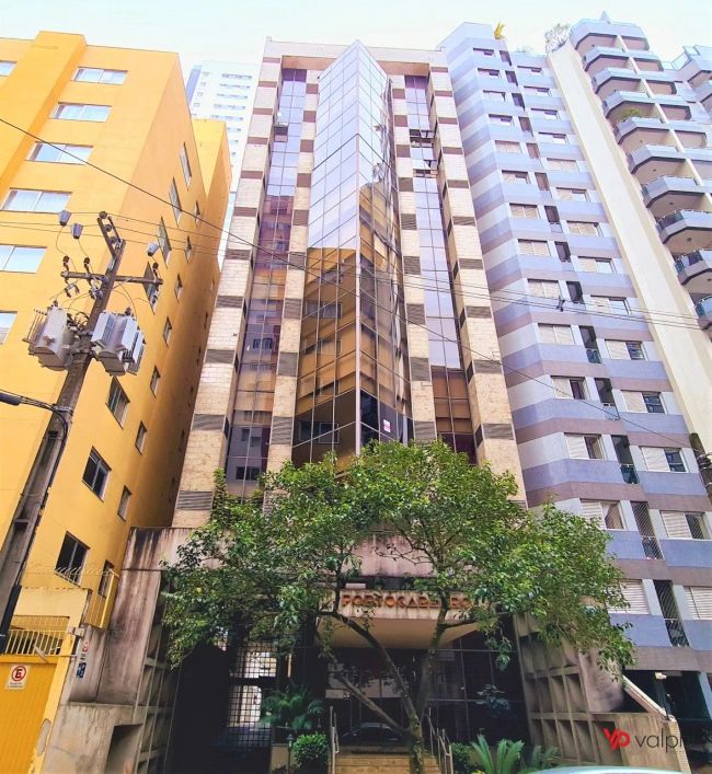 Conjunto comercial à venda no Centro, Curitiba.