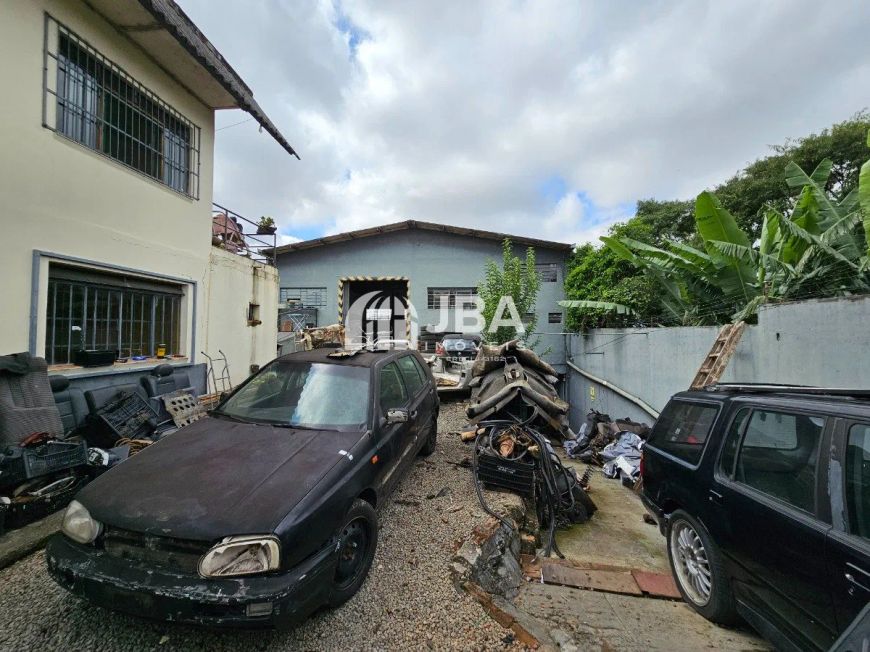 BARRACÃO E RESIDENCIA DE 2 ANDARES NO PAROLIN