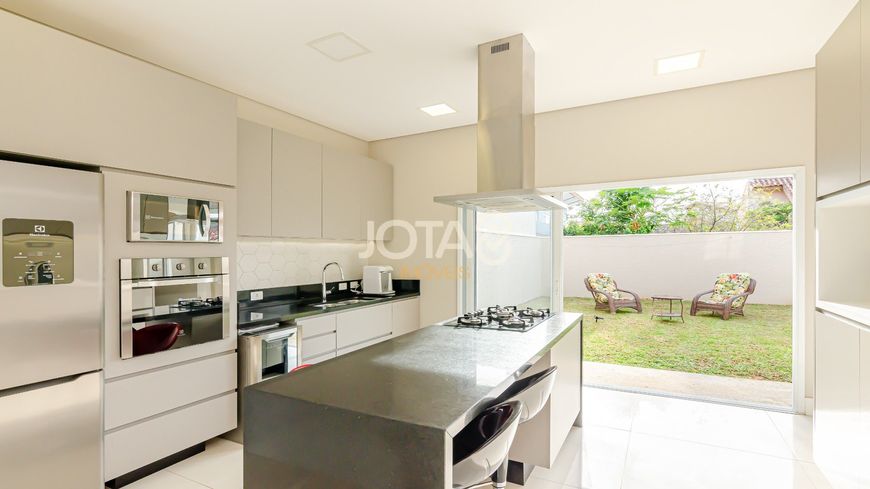 CASA CONDOMÍNIO FECHADO ABRANCHES Casa condomínio fechado Abranches - J8