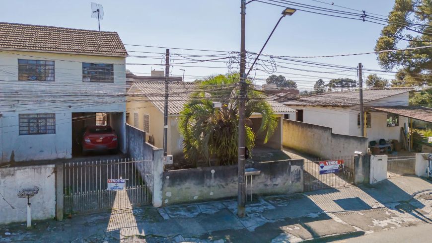 Terreno de 530 m² com 2 sobrados no Atuba, Curitiba Pr