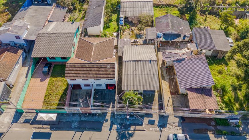 Terreno de 530 m² com 2 sobrados no Atuba, Curitiba Pr