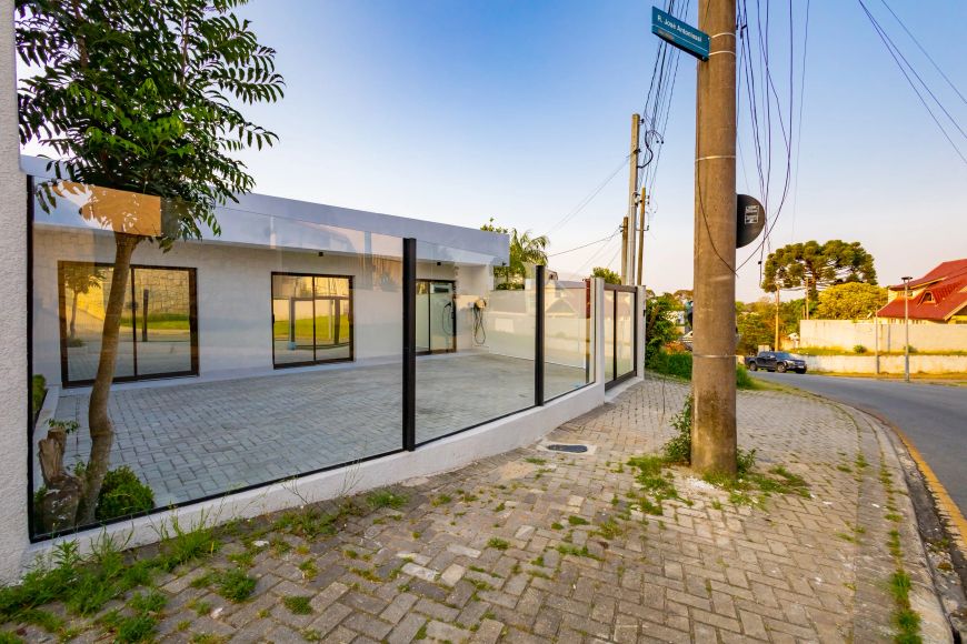 Sala térrea no bairro Mercês