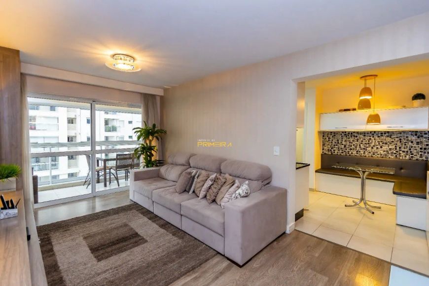 Apartamento mobiliado 3 quartos - Água Verde