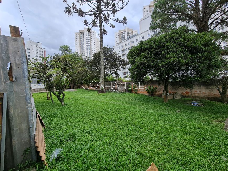 Terreno à venda no Cristo Rei em Curitiba/PR | Confiancce imóveis