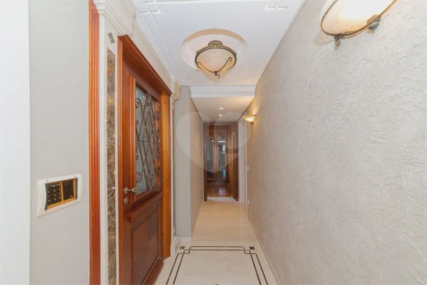 Imóvel para venda possui 304 metros quadrados com 4 quartos em Bigorrilho - Curitiba - PR