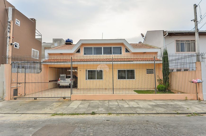 Casa para venda com 386 m² com 4 quartos em Uberaba - Curitiba - PR