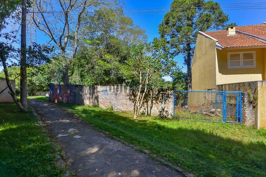 Terreno ZR-2 no Pilarzinho, ideal para construção do seu novo lar!