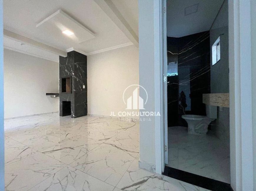 Sobrado com 3 dormitórios à venda, 156 m² por R$ 760.000,00 - Xaxim - Curitiba/PR
