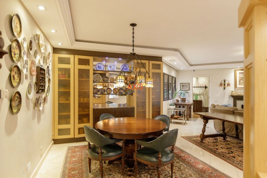 Apartamento de 4 Suítes no Edifício Rio Hudson