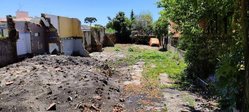 Oportunidade, Terreno, 649 m² - Capão Raso - Curitiba/PR