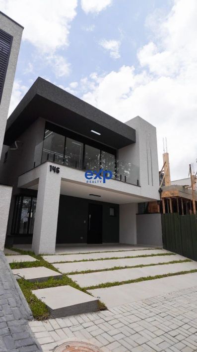 Casa em condomínio de alto padrão com vista incrível