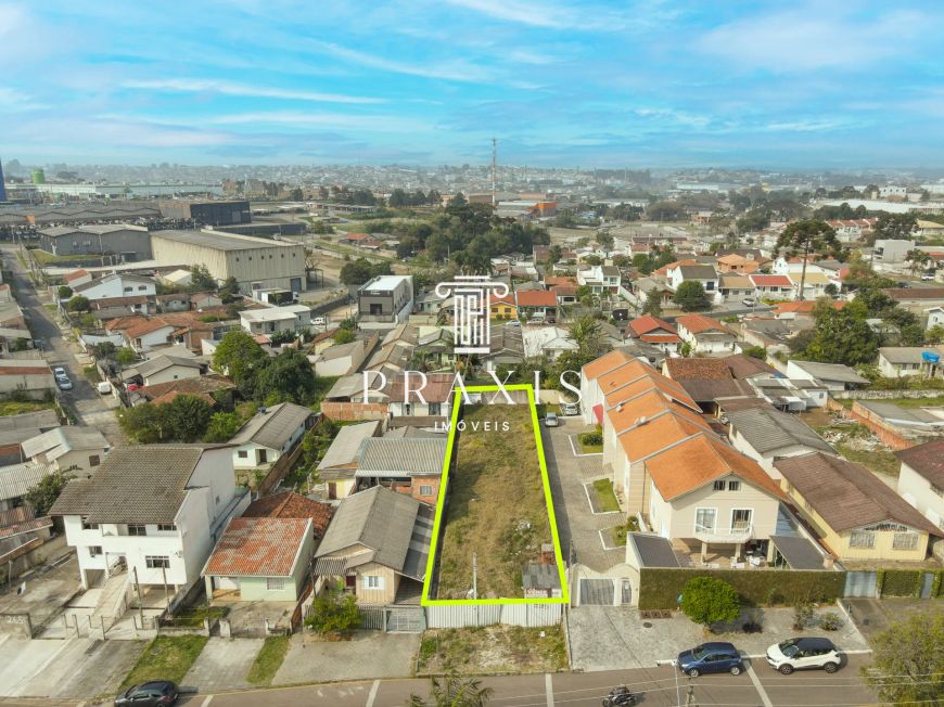 Praxis Imóveis vende excelente terreno no Atuba/Bairro Alto medida total 500m².