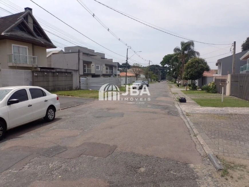 Terreno no Uberaba com testada para duas ruas