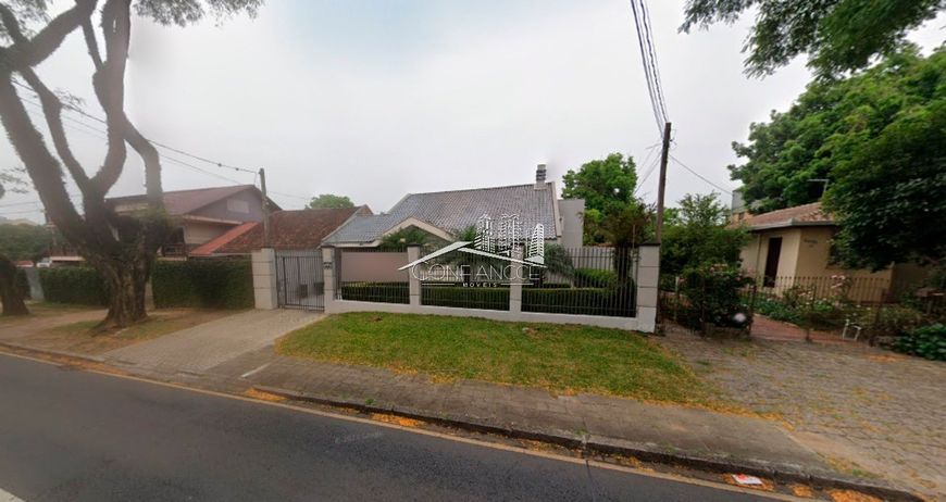 Casa 4 quartos com suítes à venda no Capão Raso em Curitiba/PR - Confiancce Imóveis