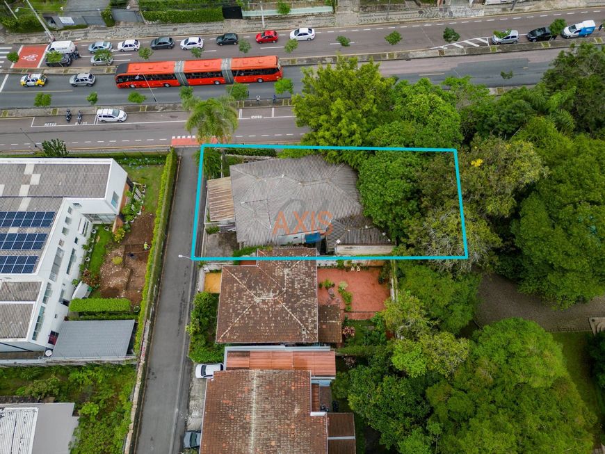 Terreno na Rua João Gualberto