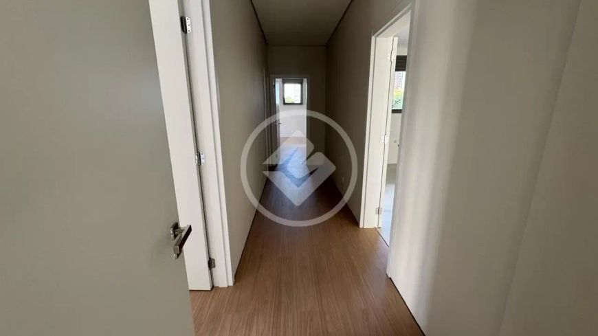 apartamento 3 suites e 3 vagas no Batel codigo: 109137