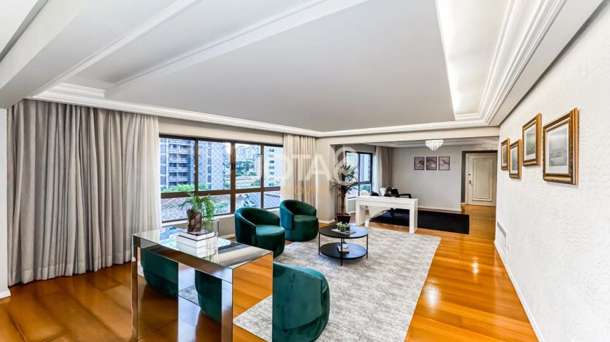 APARTAMENTO 4 QUARTOS EM ÓTIMA LOCALIZAÇÃO NO BATEL! Apartamento de 4 quartos no Batel - J8 Imóveis