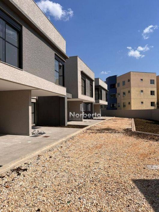 Sobrado à venda, 142 m² por R$ 1.100.000,00 - Tingui - Curitiba/PR