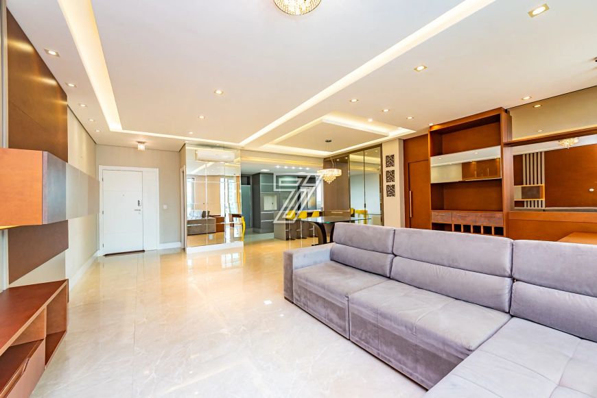Imóvel a venda tem 168m² com 3 quartos no Água Verde - Curitiba - PR