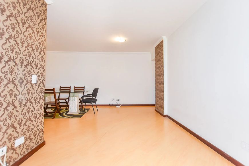 Apartamento de 104,79m² no Cabral.